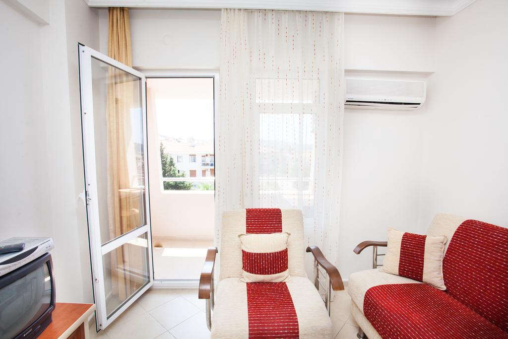 Yalcinkaya Apart Hotel Çeşme Eksteriør bilde